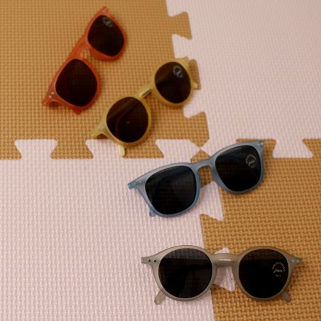 Lunettes de soleil Junior 5-10 ans (D) | Gris Translucide Lunettes de soleil Junior 5-10 ans (D) | Gris Translucide