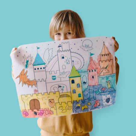 Set en silicone à colorier Château avec un enfant Set en silicone à colorier Château avec un enfant