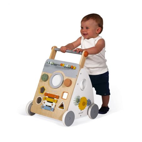 Chariot multi-activités sweet cocoon en bois avec enfant Chariot multi-activités sweet cocoon en bois avec enfant