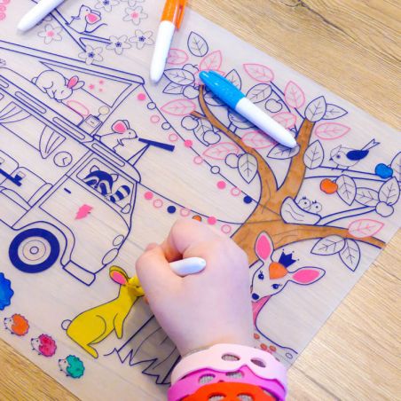 Set en silicone à colorier Dream Van avec enfant Set en silicone à colorier Dream Van avec enfant