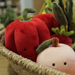 Peluche végétale Radis par Jellycat