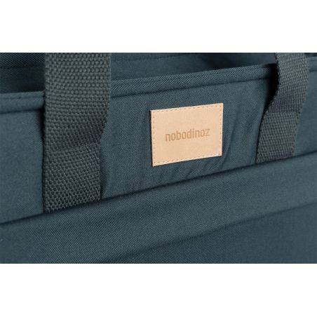Sac à dos à langer imperméable Baby on the go | Bleu carbone - Nobodinoz Sac à dos à langer imperméable Baby on the go | Bleu carbone - Nobodinoz