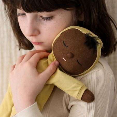 Poupée Dozy Dinkum Mini Jaune avec enfant Poupée Dozy Dinkum Mini Jaune avec enfant