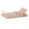 Grand lit pour souris et lapin | Rose