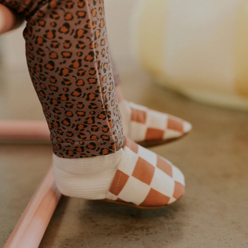 Chaussons été | Damier caramel