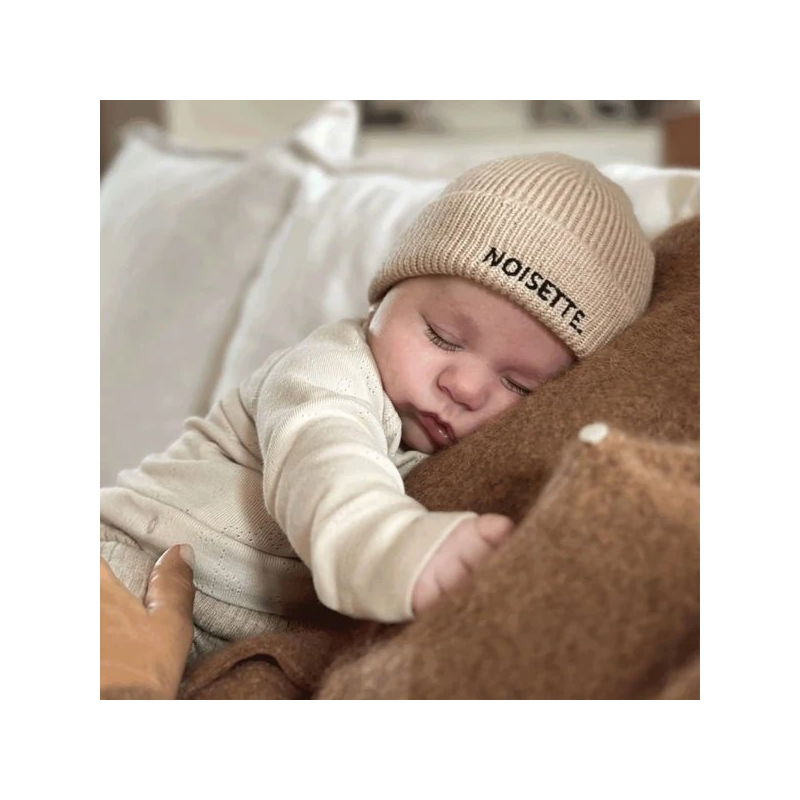Bonnet de naissance en laine | Noisette