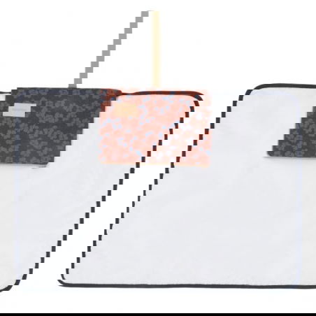 Matelas à langer nomade Stories | Maroon Poppies