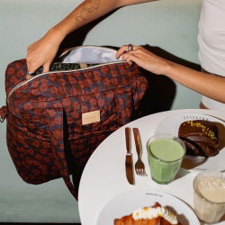 Sac à langer Hyde Park | Maroon Poppies