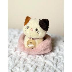 Peluche de 18 cm son panier | Kimi le chat