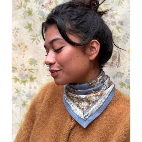 Foulard Petit format | Jasmine bleu orage - Bëllemme