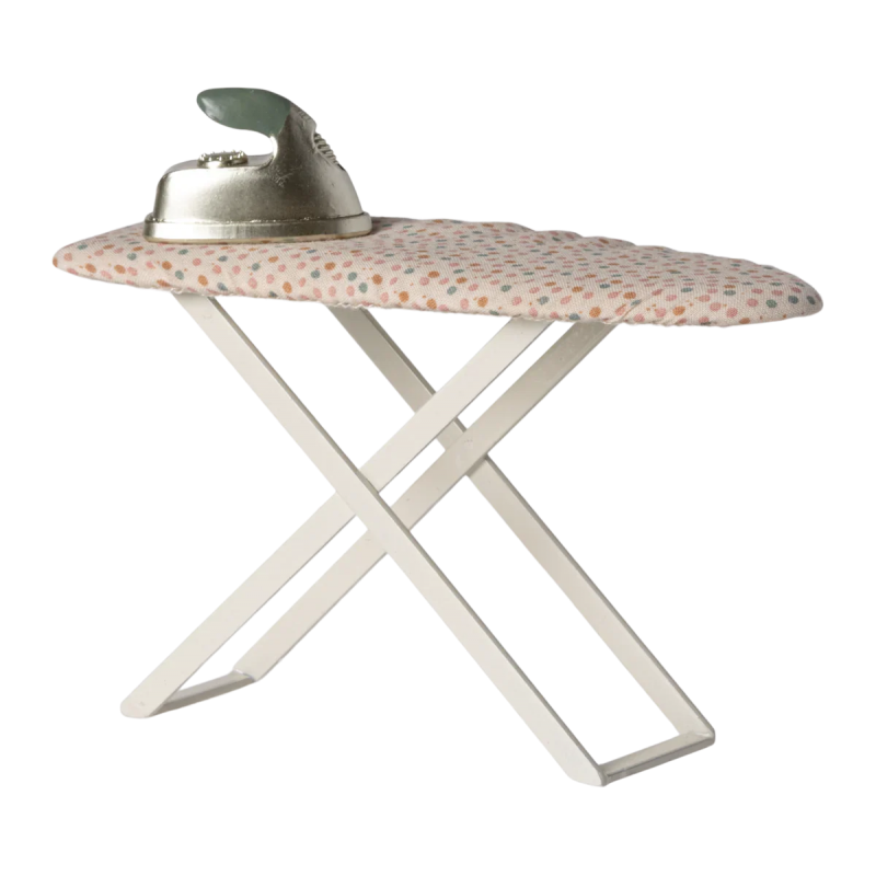 Fer et planche à repasser | Taille souris