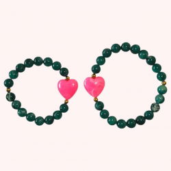Bracelet enfant perles vertes - Coeur rose