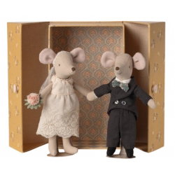 Couple de mariés dans son joli coffret | Maman et Papa