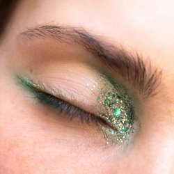 Paillettes | Poison Simone