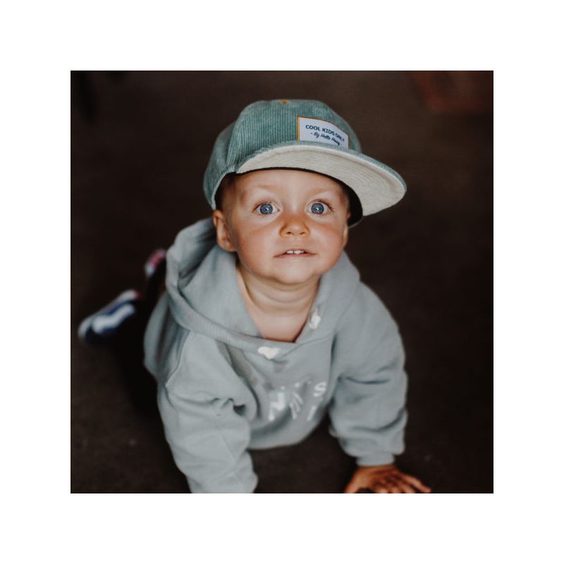 Casquette Enfant | Sweet Baby Blue par Hello Hossy sur un bébé