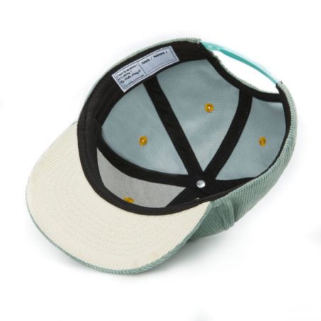 Casquette Maman | Sweet Baby Blue par Hello Hossy vue du dessous Casquette Maman | Sweet Baby Blue par Hello Hossy vue du dessous