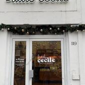 Un tonton en manque d’inspiration ? Le cadeau du petit cousin encore à trouver ?

Pas d’inquiétude 🥰
Chez Little cecile, on vous aide à dénicher le cadeau parfait, même quand le timing se fait serré.

En cette fin d’année, on vous accompagne avec des idées douces, jolies et pleines d’attention pour faire briller les yeux des enfants ✨

Prêt pour la dernière ligne droite jusqu’au pied du sapin ?🎄