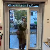 Les petits cadeaux qui font sourire, c’est souvent les meilleurs. Voici nos idées Secret Santa spécial adultes, toutes autour de 15€.
Parce que la magie de Noël, c’est aussi de petites attentions bien choisies 🎄 On vous prépare évidemment très vite notre sélection pour les enfants 😋